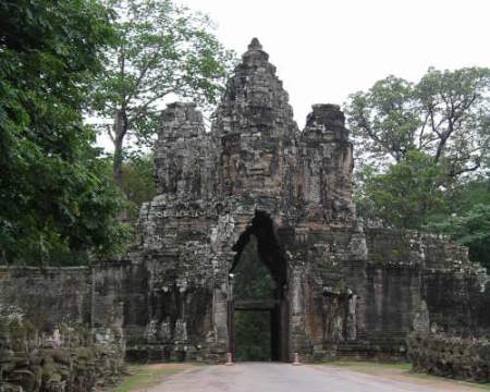 Angkor Tapınakları