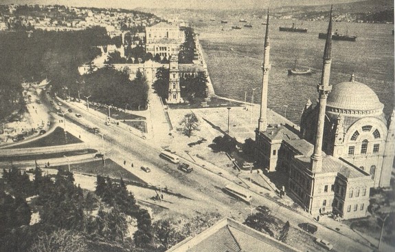 Dolmabahçe Camii